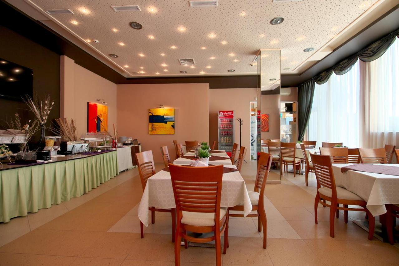 Benvita Hotel Golden Sands Exterior photo